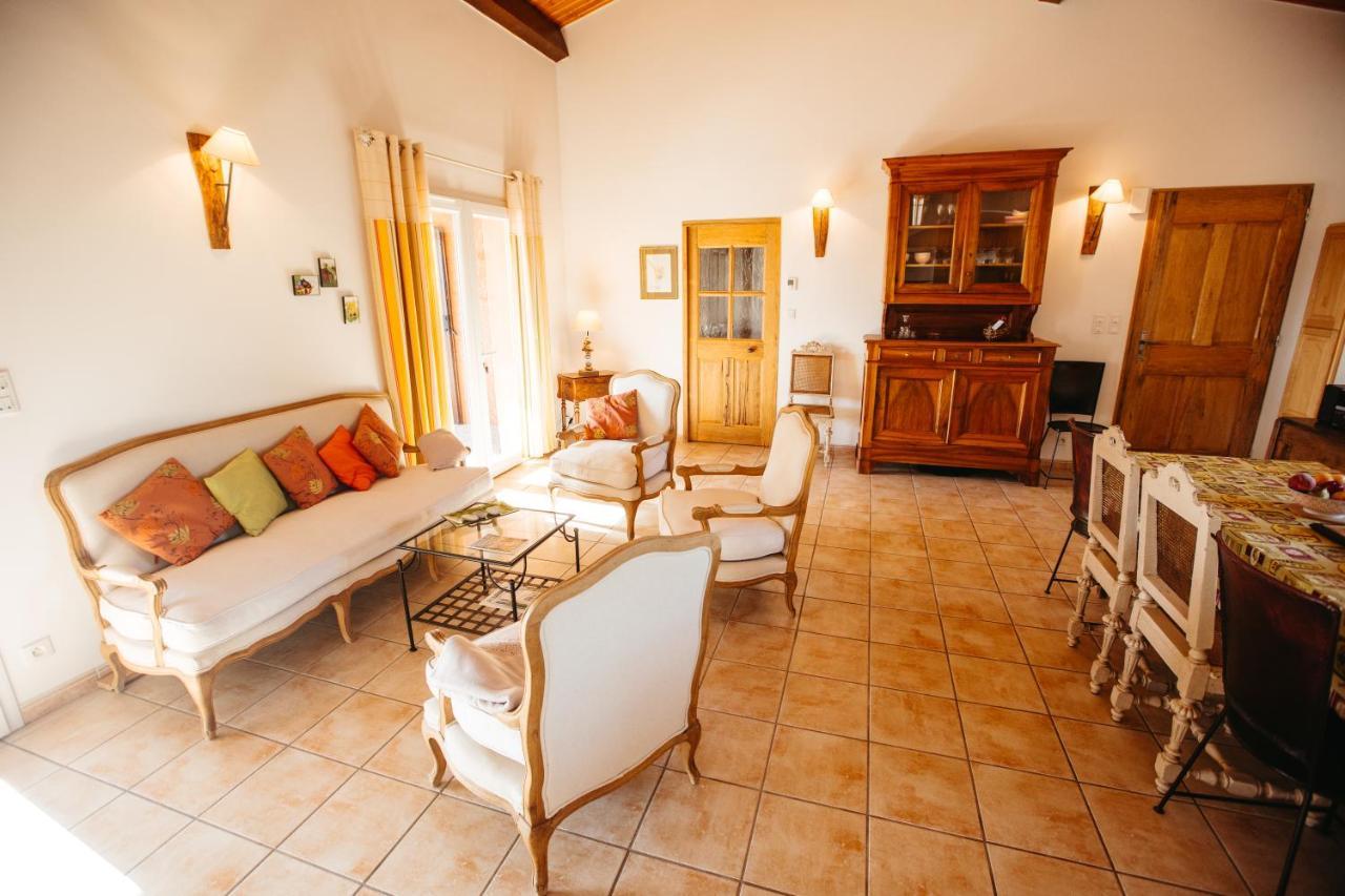 Les Villas De Perret Joyeuse Buitenkant foto