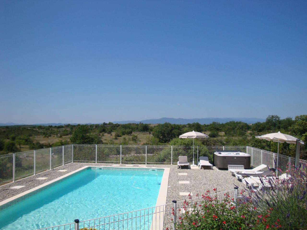 Les Villas De Perret Joyeuse Buitenkant foto